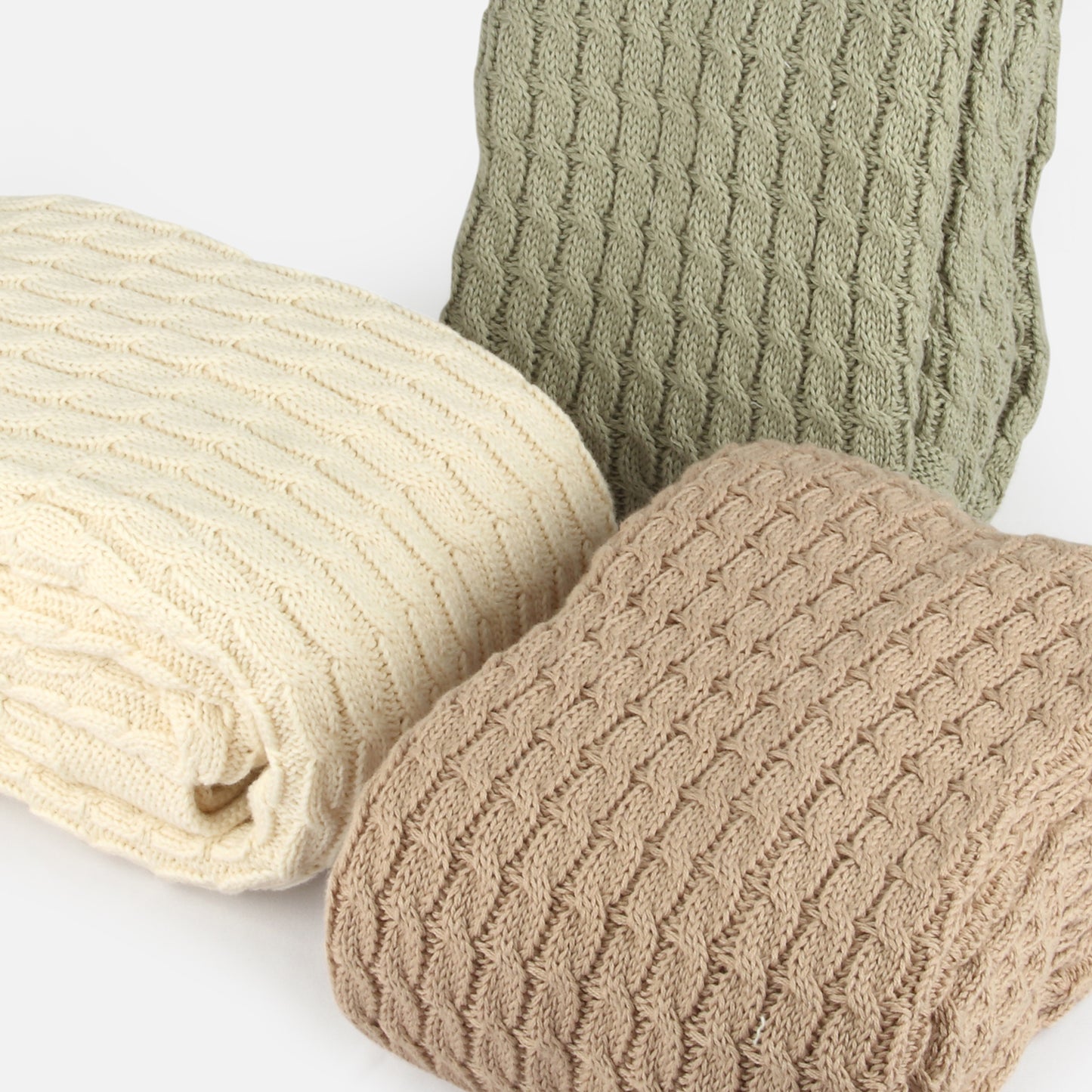 Cute Cables Baby Throw