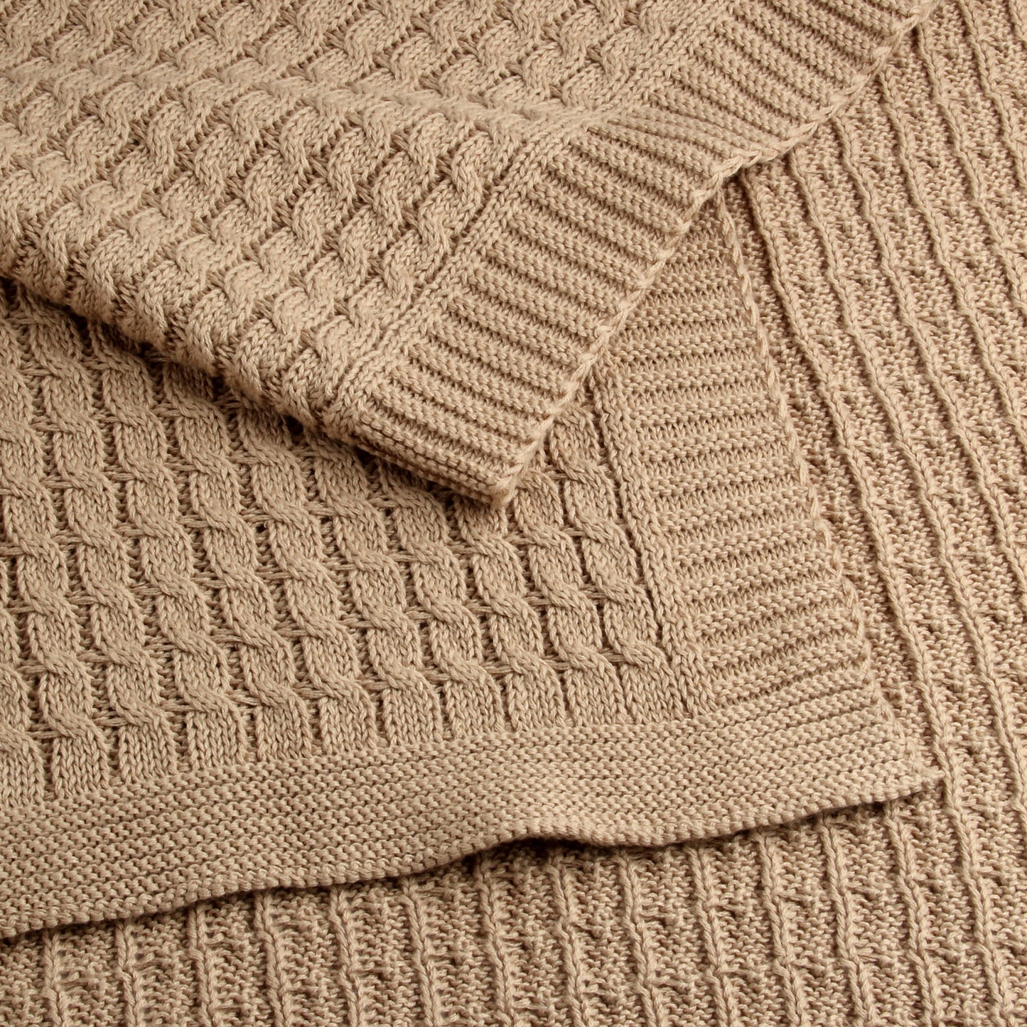Cute Cables Baby Throw